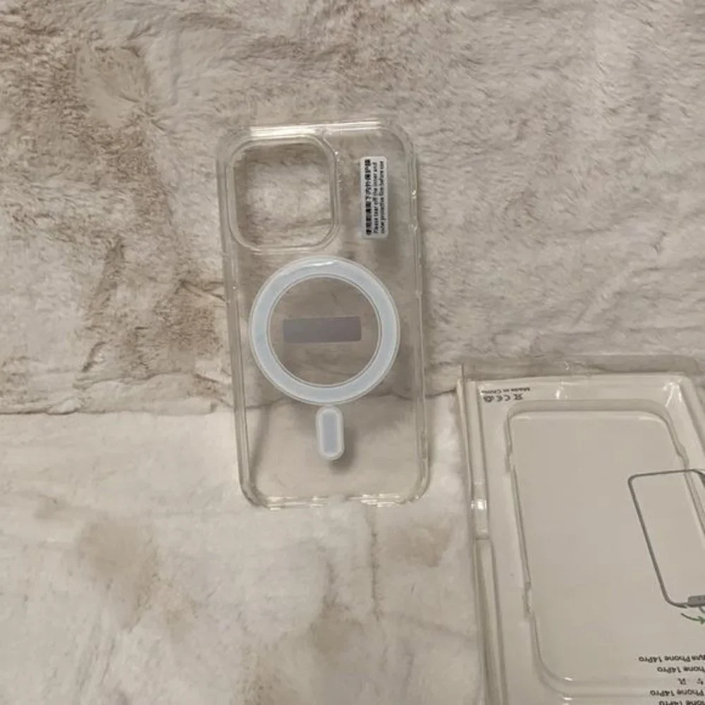 Quikbee Transparent Magnetic Design Case for IPhone 14 Pro